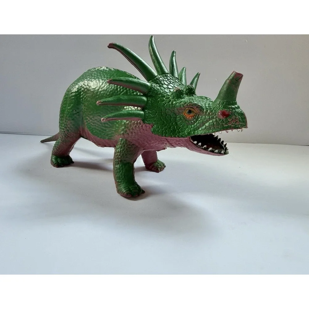 Vintage Dor Mei Styracosaurus Dinosaur 1986 Green 12.5 Inch Figure